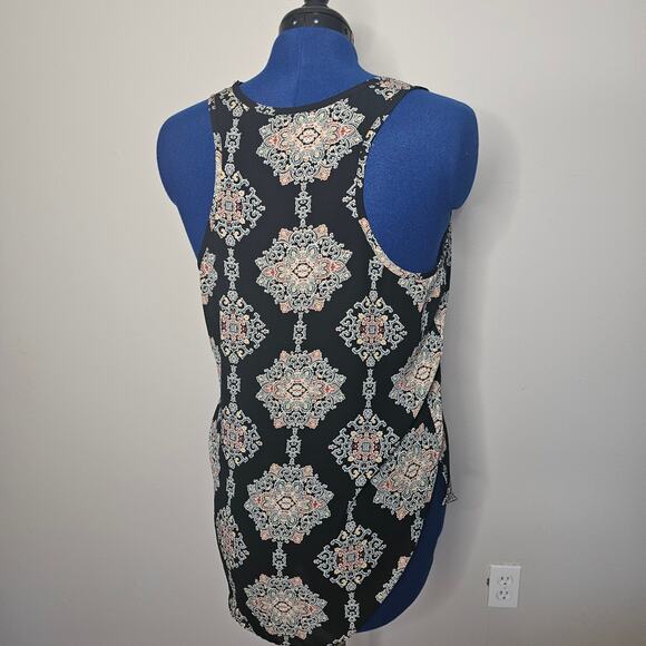 Mossimo Supply Co. black Moroccan medallion pattern sleeveless top. - Picture 3 of 8